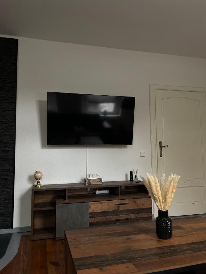 Apartment Horst - Gemuetliche Und Moderne Ferienwohnung In Der Innenstadt Pasewalk Exteriör bild
