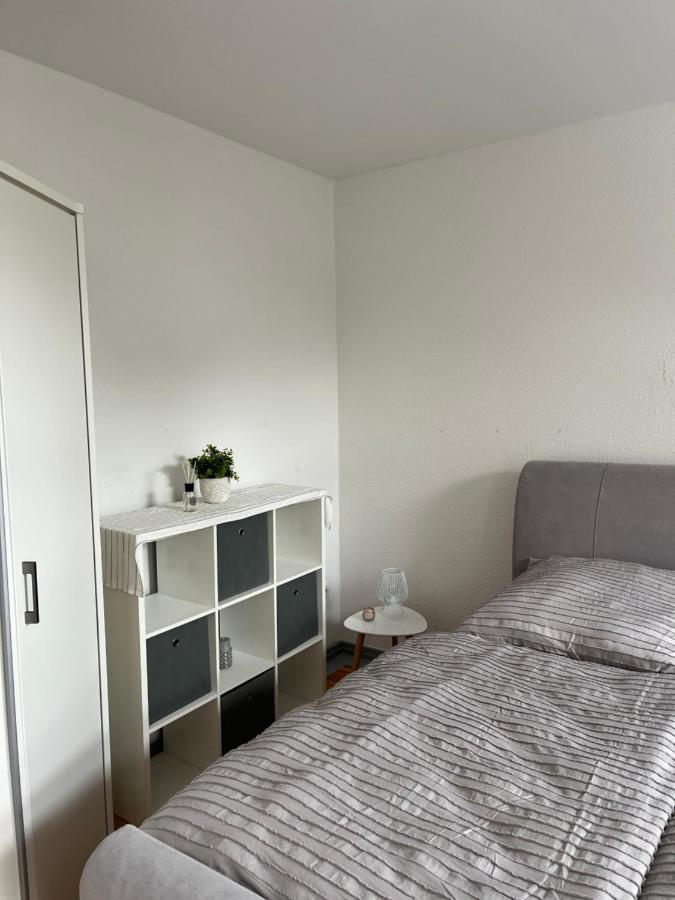 Apartment Horst - Gemuetliche Und Moderne Ferienwohnung In Der Innenstadt Pasewalk Exteriör bild