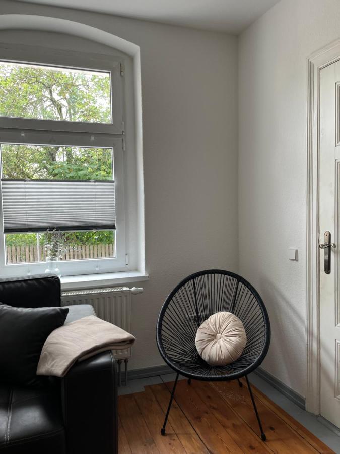 Apartment Horst - Gemuetliche Und Moderne Ferienwohnung In Der Innenstadt Pasewalk Exteriör bild